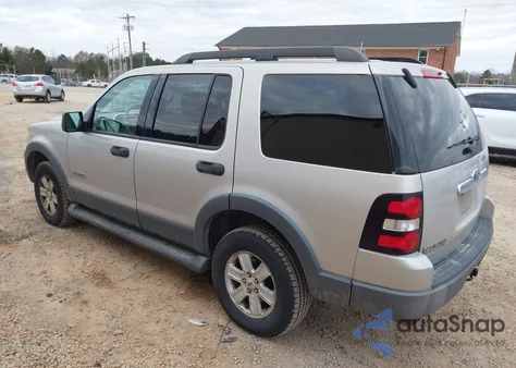 2006 Ford Explorer Xlt из США, поврежденный, VIN 1FMEU73E46UB15529